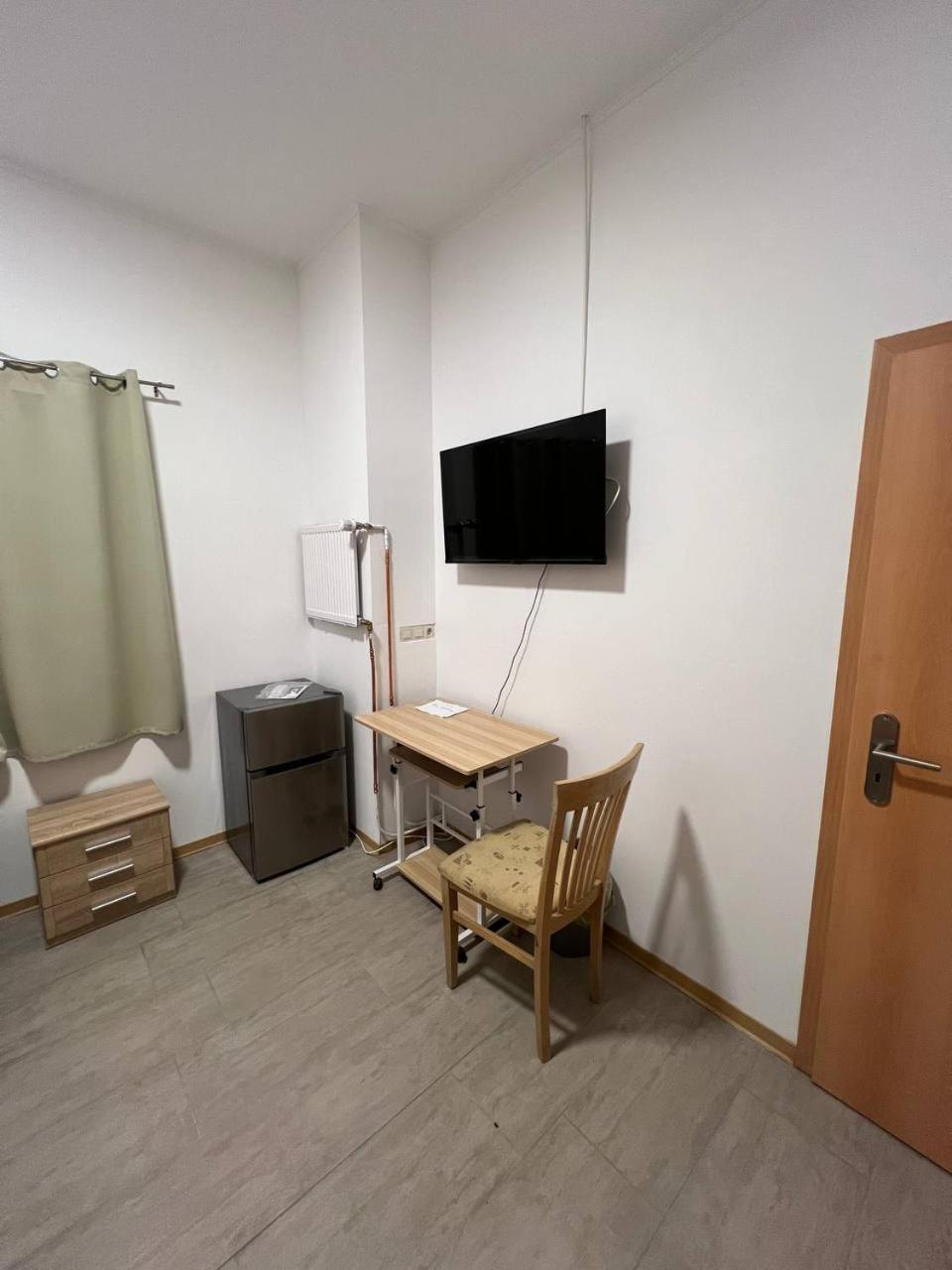 Messe Und Monteurzimmer ゼーンデ エクステリア 写真